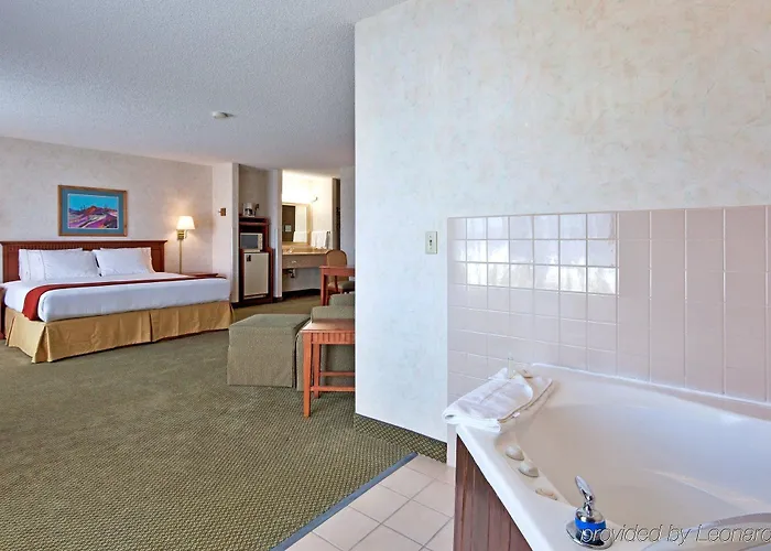 Vagabond Executive Hotel Green Valley