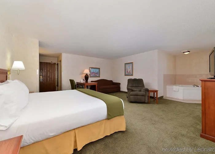Vagabond Executive Hotel Green Valley